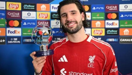 ng体育-杰拉德：索博有能力达到世界级水平，要保持谦逊继续努力踢球