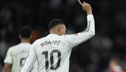 ng体育官网-记者报阿韦洛亚首训缺席球员：姆巴佩、罗德里戈、阿诺德等6人