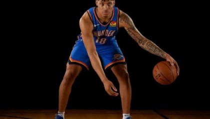 ng体育app-正式签约雷霆悍将！CBA引援激烈，首秀就是德比大战