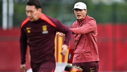 ng体育-2-0到2-2！中国男足痛失好局，2球领先遭绝平，邵佳一带队3场不败